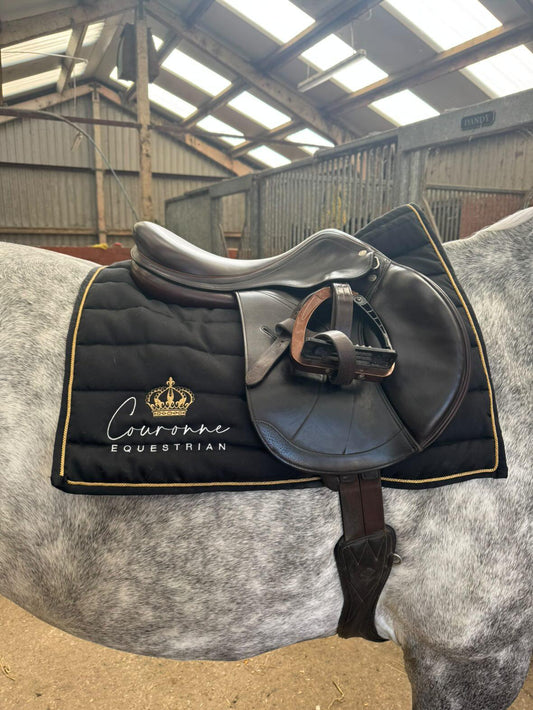 Couronne Equestrian Saddle Pad